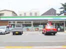 ファミリーマート世田谷弦巻店(コンビニ)まで241m ＹＭＯ弦巻