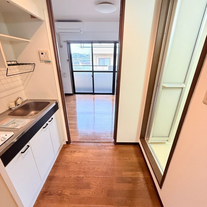 廊下 橋本龍生堂ビル