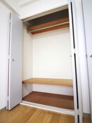 収納 サクシード