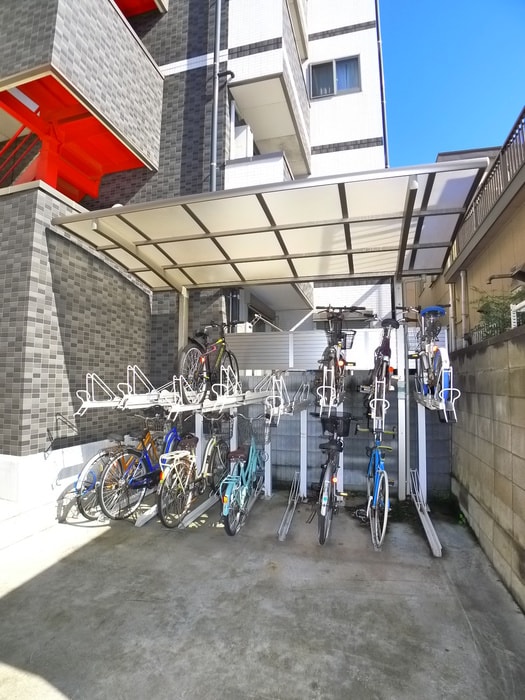 駐輪場 Riria本千葉弐番館