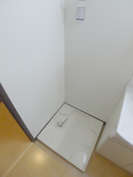洗濯機置場 Riria本千葉弐番館