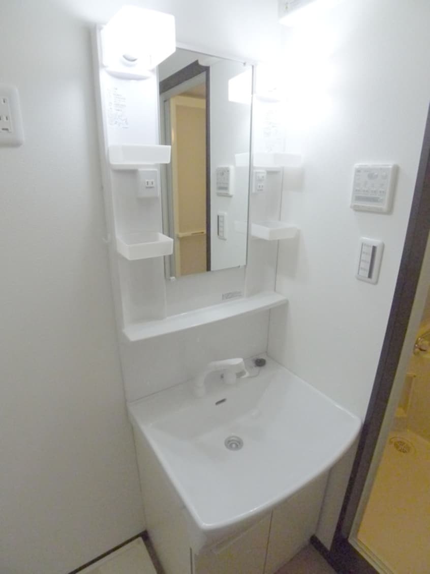 洗面 Riria本千葉弐番館