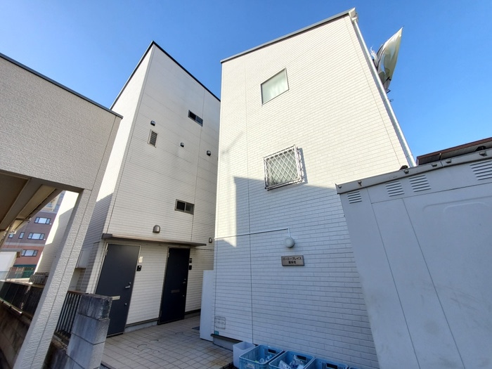 外観写真 バーミープレイス喜多見