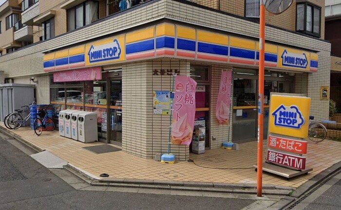 ミニストップ芝久保２丁目店(コンビニ)まで556m コーポ花小金井