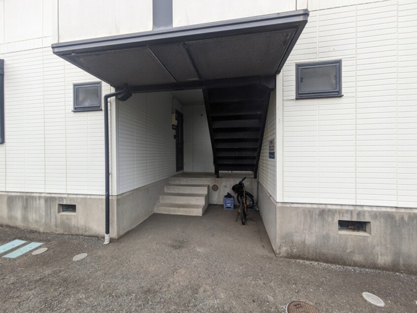 エントランス部分 マリーノエル三崎