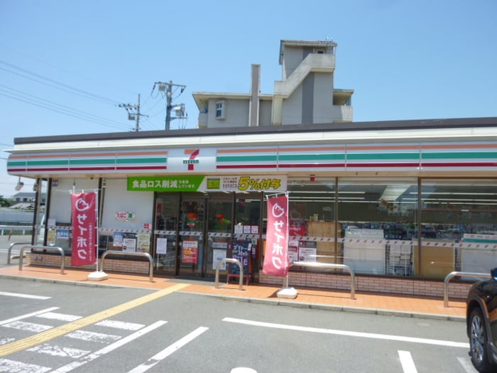セブンイレブン入間市野田店(コンビニ)まで190m 小高ハイツ