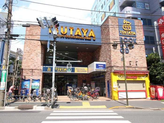 TSUTAYA(ビデオ/DVD)まで877m コ－ポラスオオヌマ