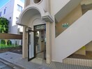 エントランス部分 ファ－ストコ－ポラス