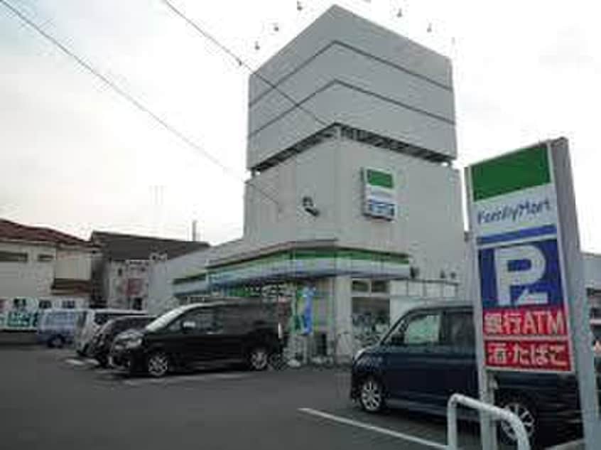 ファミリーマート坂戸千代田一丁目店(コンビニ)まで280m パルデンス若葉