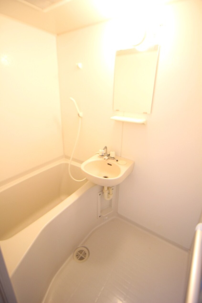 バス／シャワールーム等 ヒルサイドハウス