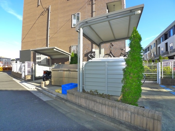 駐輪場 フェリーチェ