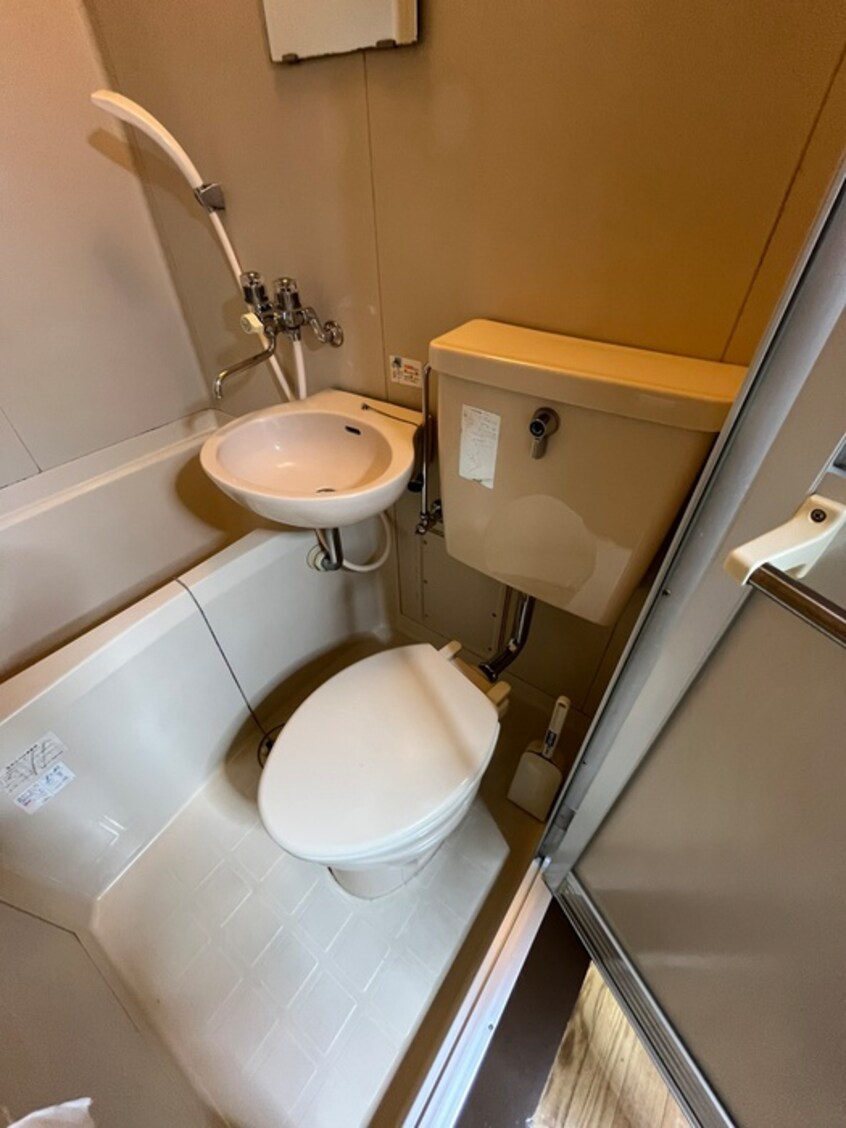 トイレ ピノハウス