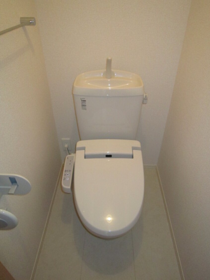 トイレ アザリ－