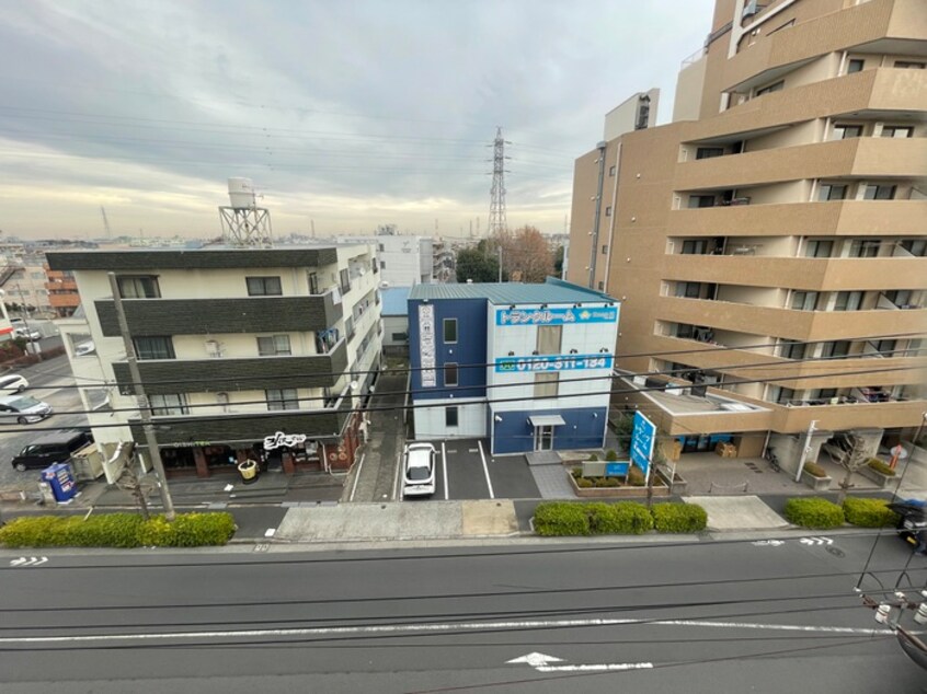 室内からの展望 第２１新井ビル
