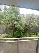 室内からの展望 PLENDY-HILLS 高幡不動