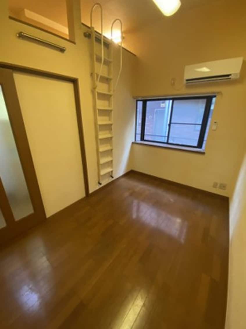 居室 ライフピアシャルム