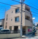 East　garden Live usの外観
