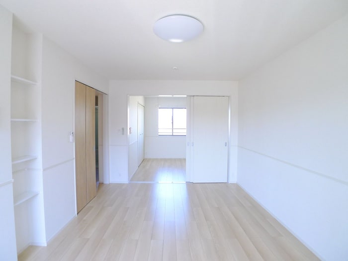 室内からの展望 アルーシャ・I