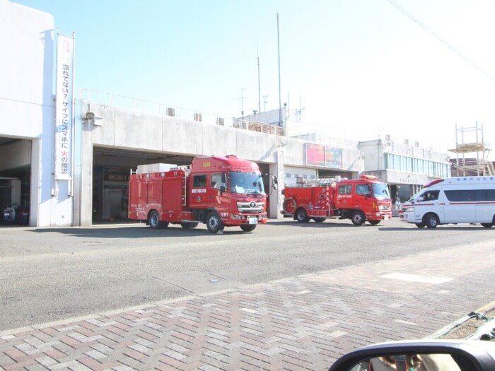 綾瀬市消防本部(警察署/交番)まで3950m シャルム伊藤