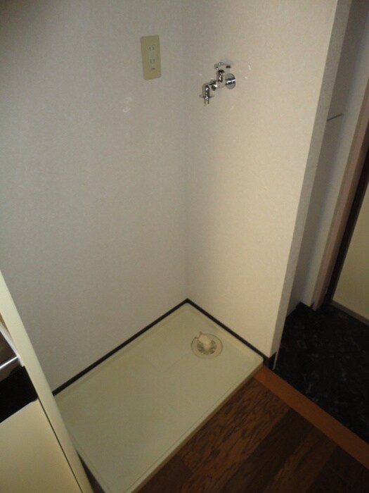 洗濯機置場 メゾンキオイ