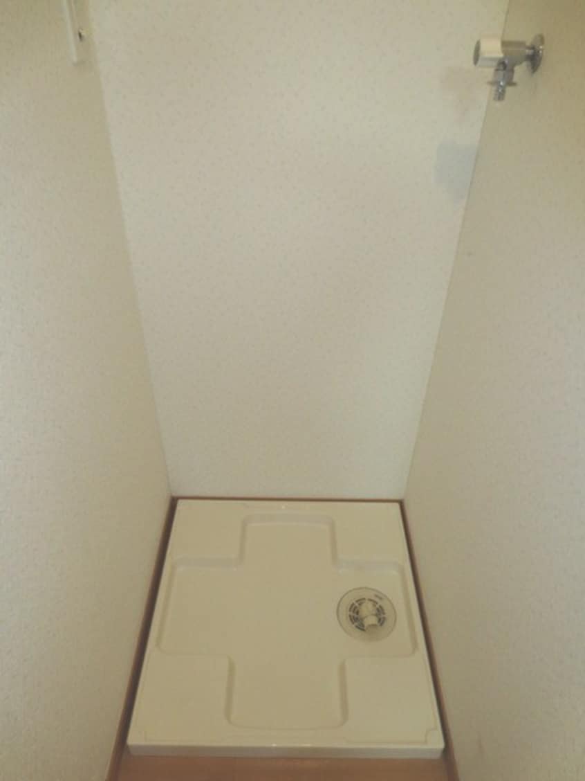 洗濯機置場 ドルチェクオリティ－２