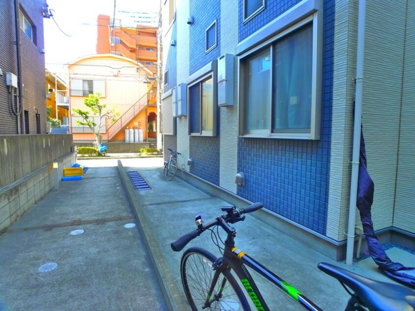 駐輪場 ソレイユ北綾瀬