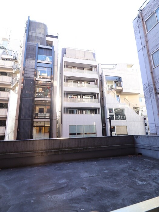 室内からの展望 麻布十番ハイツ