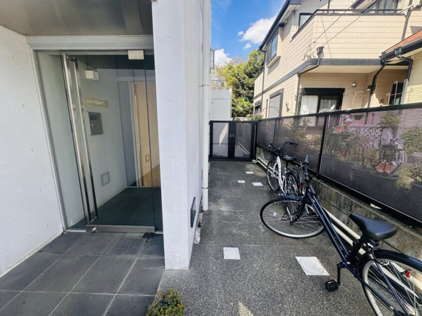 周辺環境 ＵＮＡ　ＴＥＲＺＡ　ＣＡＳＡ