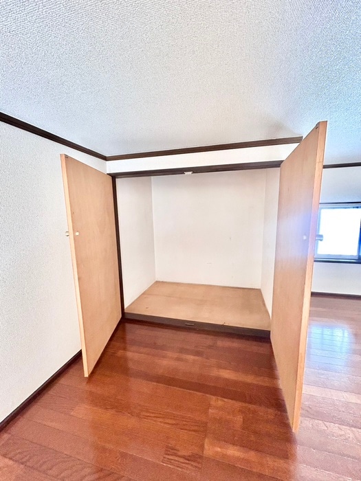 収納 コ－ポホワイトＡ