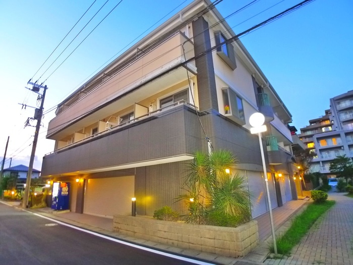 外観写真 ロ－ズガ－デンＫ１３２番館