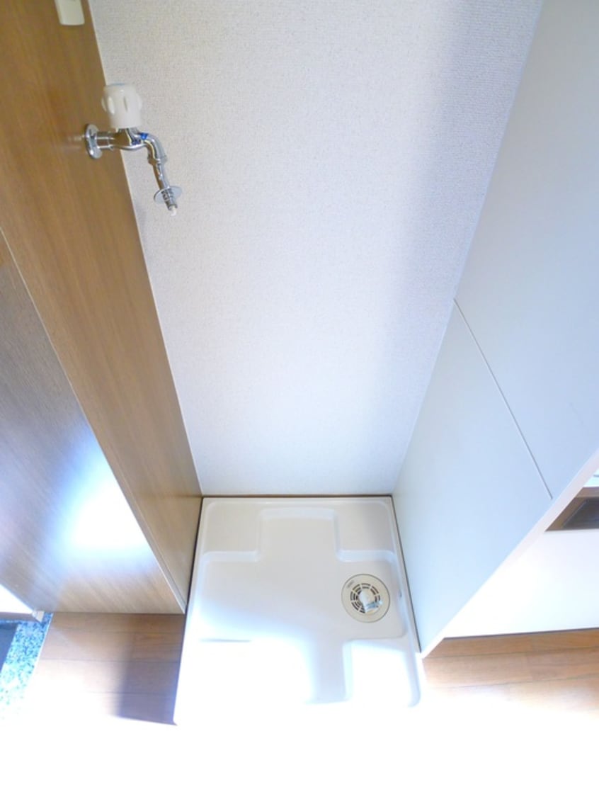 洗濯機置場 ロ－ズガ－デンＫ１３２番館