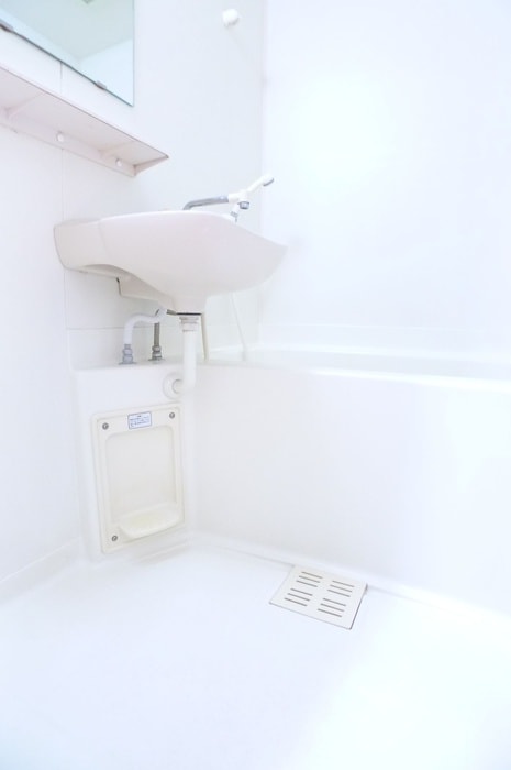 バス／シャワールーム等 ロ－ズガ－デンＫ１３２番館