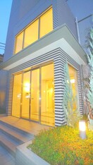 エントランス部分 アレッサ仁志