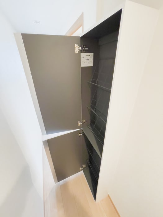 靴箱 Ａｍｂｉｔｉｏｎ保木間