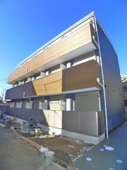 建築中