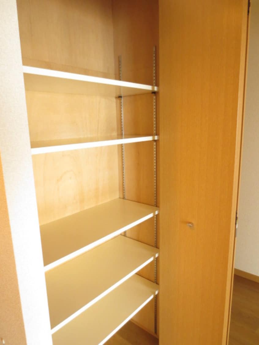 収納 トルナーレ日本橋浜町(35F)