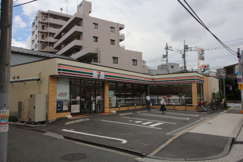 セブンイレブン(コンビニ)まで241m GRAN PASEO清澄白河