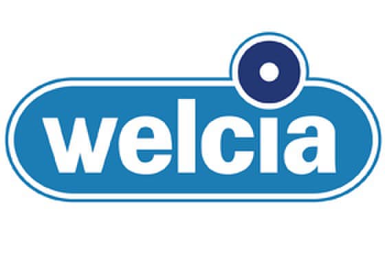 ウエルシア(ドラッグストア)まで450m ラマージュ