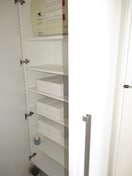 靴箱 コンフォリア新子安(1004)