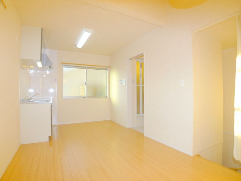 居室 ハピネスＶ