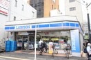 ローソン南烏山5丁目店(コンビニ)まで279m ＵＺハイム