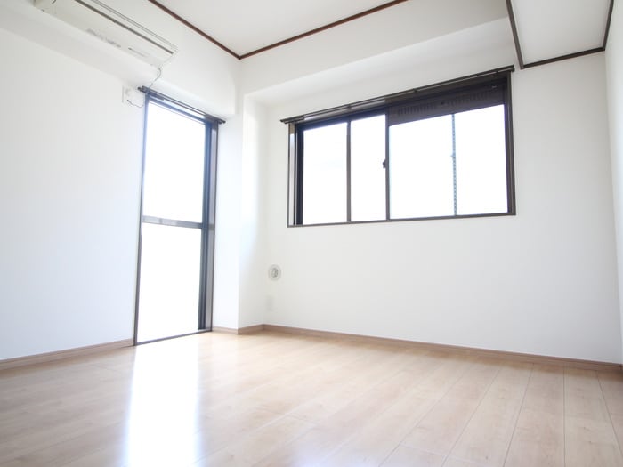 居室 サンハイツあかり