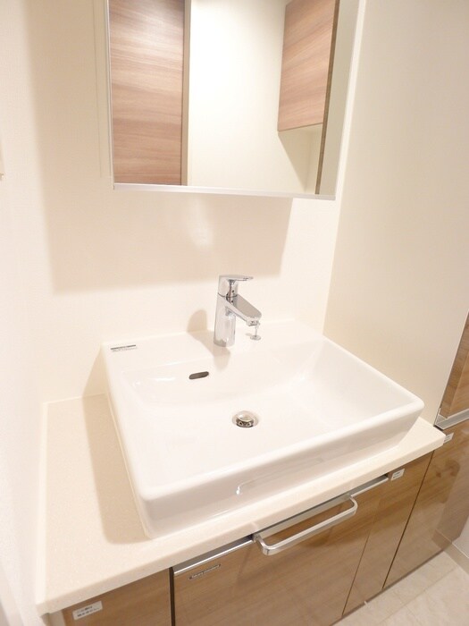 洗面 ﾐﾘｱﾚｼﾞﾃﾞﾝｽ根岸柳通り