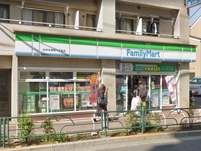 ファミリーマート吉祥寺東町一丁目店(コンビニ)まで140m ＭＡＩＳＯＮ　ＥＸＣＩＡ