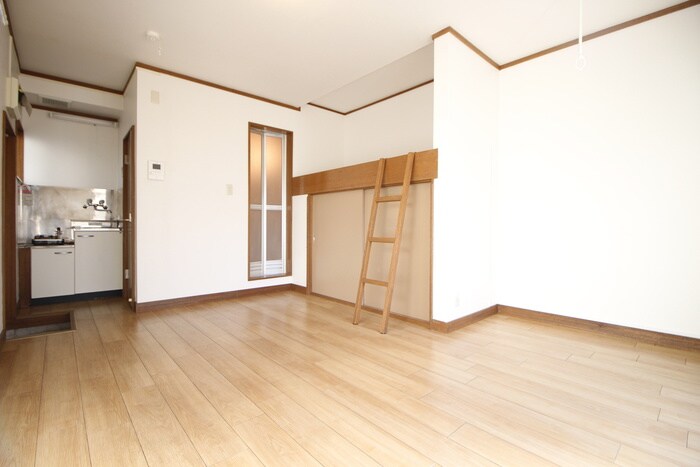 居室 レインボ－ハイツ