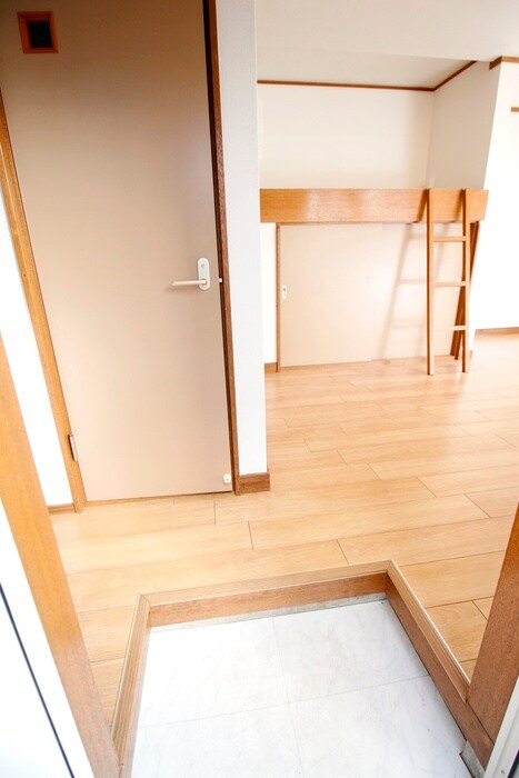 玄関 レインボ－ハイツ