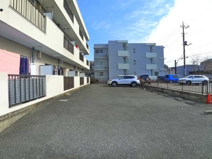 駐車場 うちやまコ－ポ
