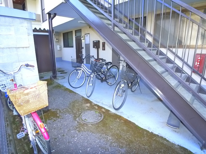 エントランス部分 うちやまコ－ポ