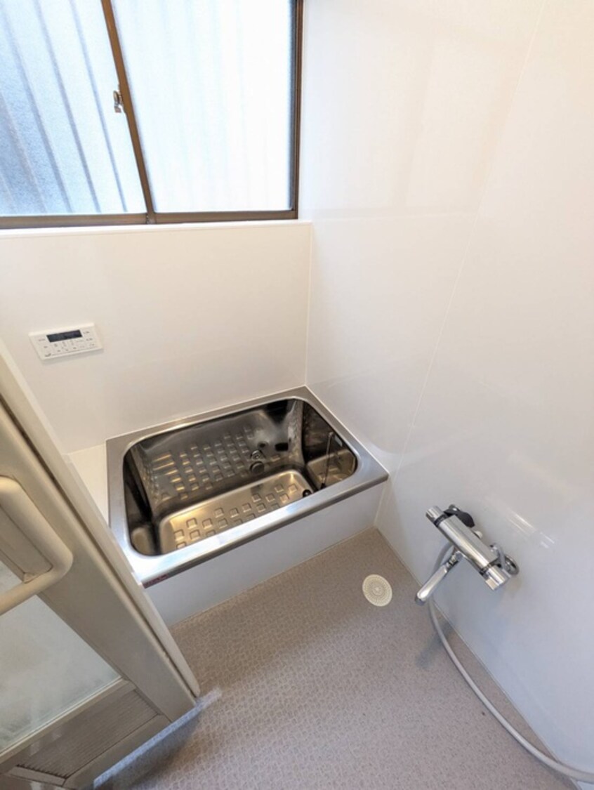 バス／シャワールーム等 秦野市北矢名戸建