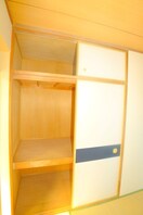 収納 ラフォ－レひらとＡ棟